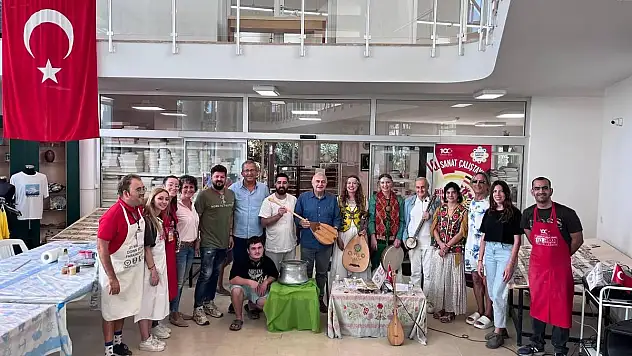 10. Bodrum Sağlık Vakfı Sanat Çalıştayı, Sergi Kokteyli İle Son Buldu