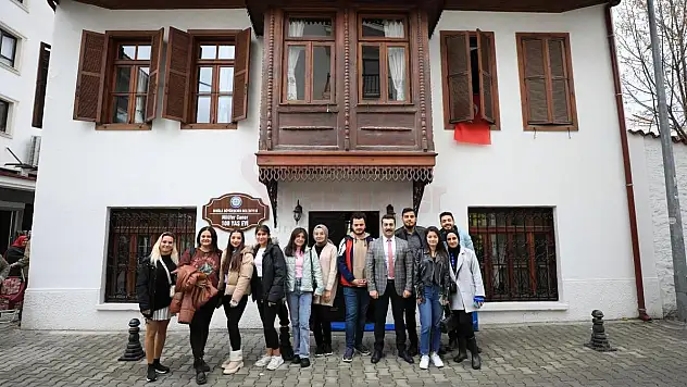 100 Yaş Evi Üyeleri ile SOGEM Gençleri Buluştu
