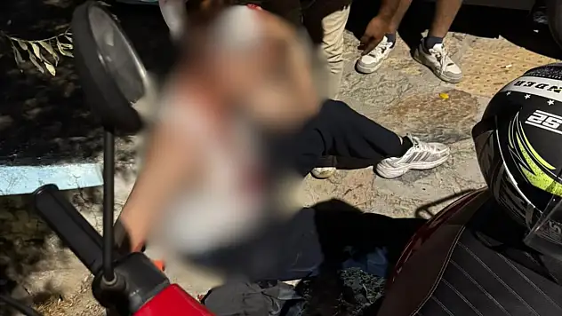 17 Yaşındaki Sürücü Yaralandı! Kumbahçe'de Korkutan Kaza!