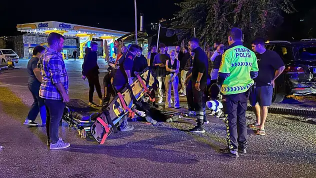 19 Yaşındaki Genç Kazada Yaralandı