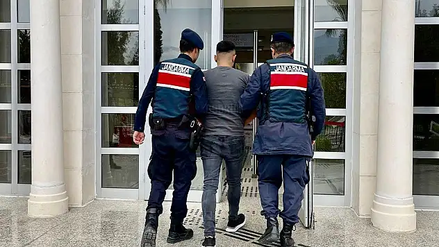 2 Farklı Suçtan Aranan Şahıs Yakalandı