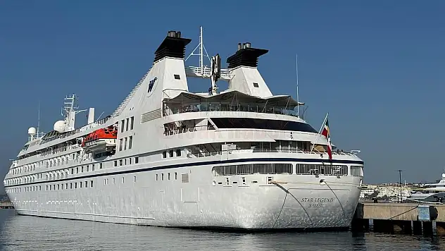 218 Yolcusu ile Bodrum'a Geldi