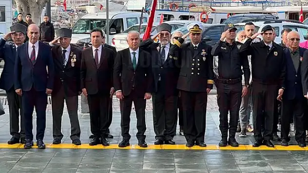 24 Kasım Öğretmenler Günü Çelenk Sunma Töreni ile Başladı