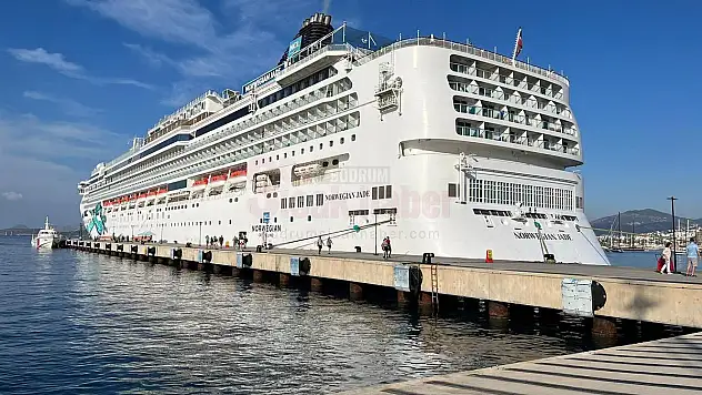 2468 Yolcusu ile Bodrum'a Geldi