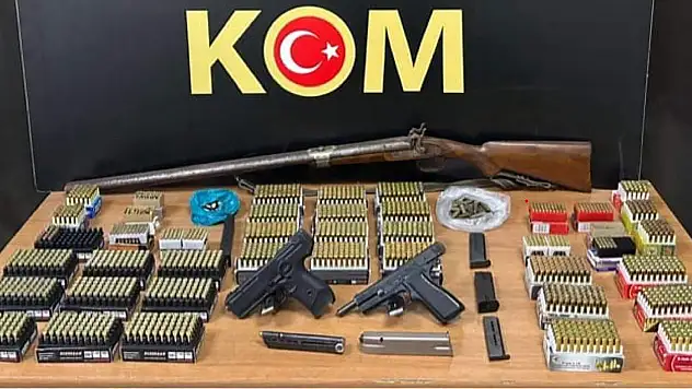 299 ruhsatsız tabanca ele geçirildi