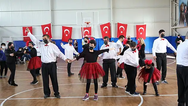 3 ARALIK DÜNYA ENGELLİLER GÜNÜ'NDE BODRUM'DA ANLAMLI ETKİNLİK