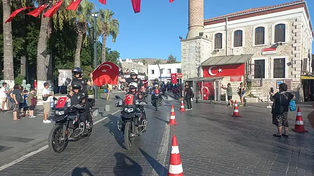 30 Ağustos Kutlamalarında Renkli Görüntüler Yaşandı