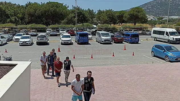 30 Kişiyi Dolandıran 4 Kişi Adliyeye Sevk Edildi