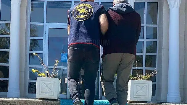 5 Ayrı Suçtan Aranıyordu, Yakalandı