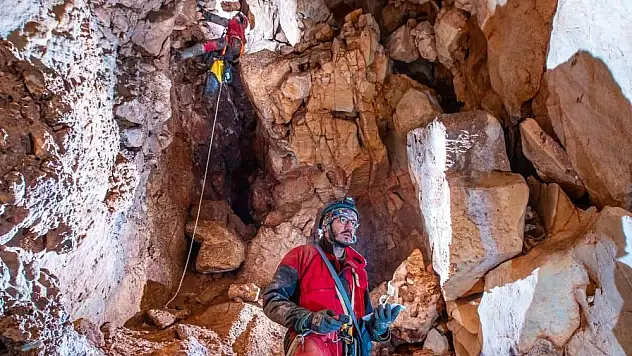 50 ile 100 milyon Yıllık Geçmişe Sahip Mağara Keşfedildi