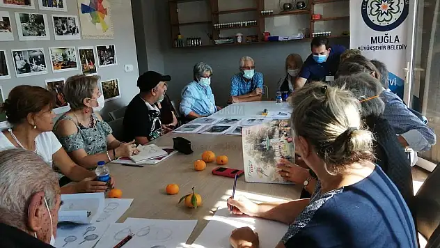 60 Yaş Üzeri Vatandaşlar Hobi Atölyesinde Bir Araya Geliyor