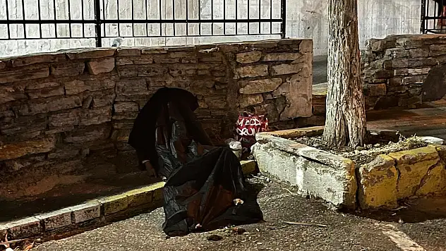 65 Yaşındaki Kadın Eski Otogarda Ölü Bulundu