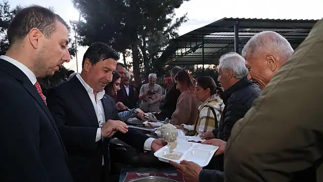 Ahmet Aras, 'Makamda Değil, Sizlerin Arasında Olacağım'