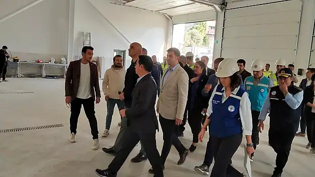 Ahmet Aras'tan Sert Açıklama: 'Cumhurbaşkanı, CHP Belediyelerinin Kredilerini Engelliyor'