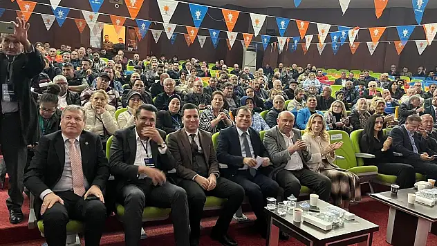 Ak parti Bodrum İlçe 8.OLAĞAN KONGRESİ geniş bir katılımla Kale okulları konferans salonunda yapıldı.
