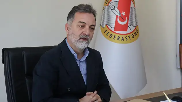 Akbulut: 'meslektaşlarımıza yapılan zorbalık kabul edilemez'