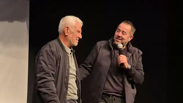 Aksona Mehmet'in belgesel gösterimine Ata Demirer de katıldı