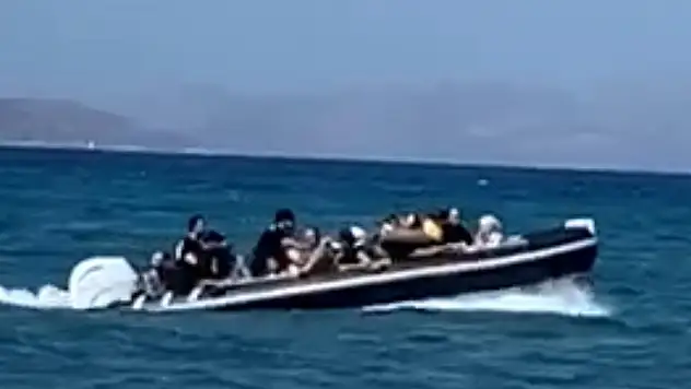 Akyarlar'da Kaçak Geçiş Gerilimi: Göçmenler Sahilde Kargaşaya Neden Oldu