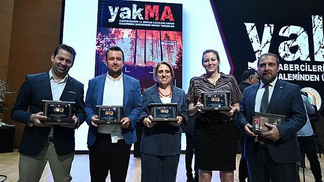 Alevlerin tanıkları Ali Ballı ve Eren Ayhan ödüllendirildi