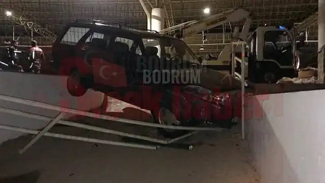 Alkollü Sürücü Pazar Yerinde Çıkışı Bulamadı