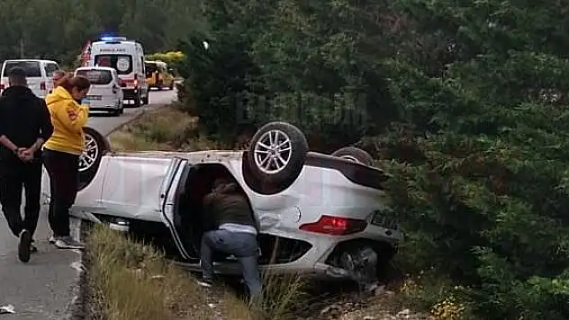 Alkollü Sürücü Yoldan Çıkarak Otomobili Devirdi
