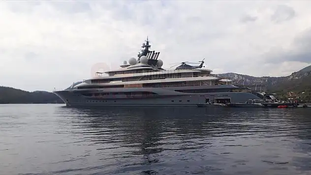 Amazon'un kurucusu Bezos'un lüks yatı Muğla koylarında görüntülendi