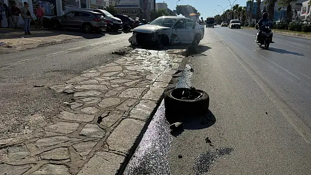 Anayolda Korku Dolu Anlar! 2 Kişi Yaralandı!