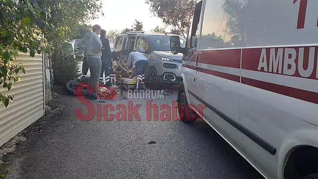 Araç ile Motor Kafa Kafaya Çarpıştı 1 Yaralı