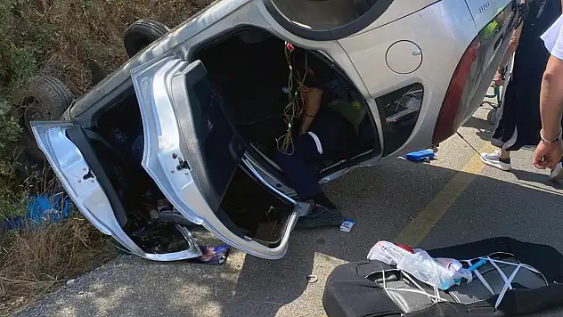 Araç Takla Attı: 2 Yaralı