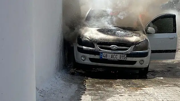 Araç Yangında Kullanılamaz Hale Geldi