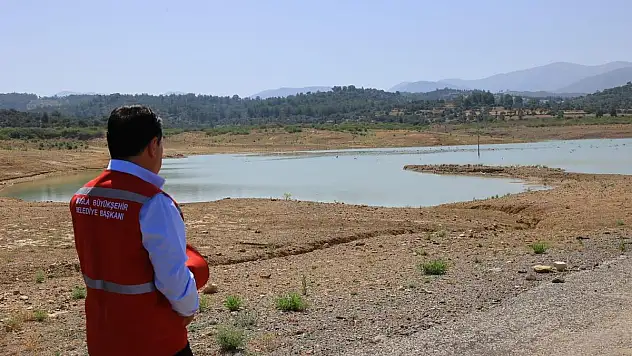 Aras, 'Mumcular Barajı'ndan Su Alamıyoruz'