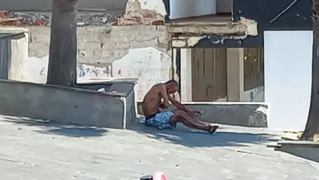 Aşk Acısı Çeken Adam Kendini Kesti