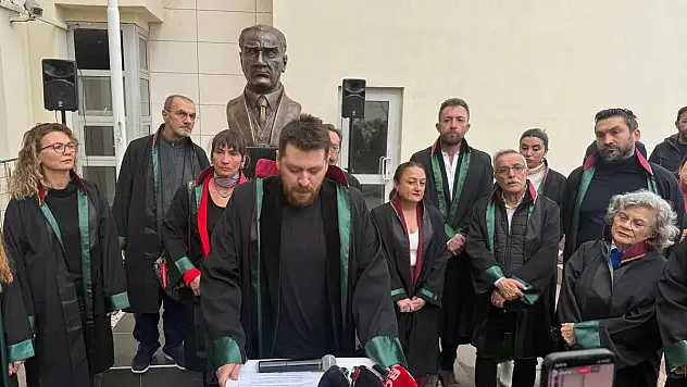 AYM, Yasayı İptal Et!