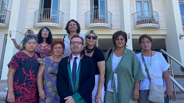 Ayrıldığı Kişinin Özel Görüntülerini Paylaşan Yazarın İlk Duruşması Görüldü