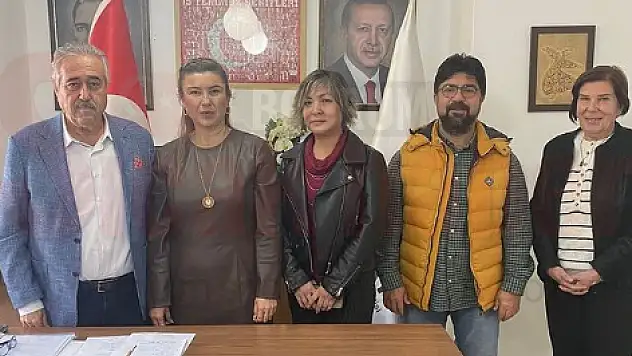 Ayşen Kılıç Bozan Ak Parti'den Meclis Üyeliğine Aday Adaylığı Başvurusunda Bulundu