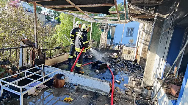 Balkonda korkutan yangın