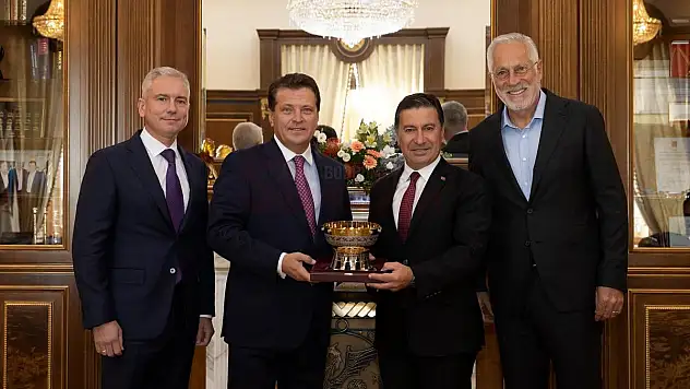 Başkan Aras, Kazan Dijital Haftası`na Katıldı