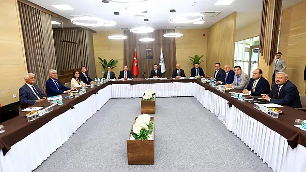 Başkan Aras, Kıyı Ege Belediyeler Birliği Başkanlığına Talip