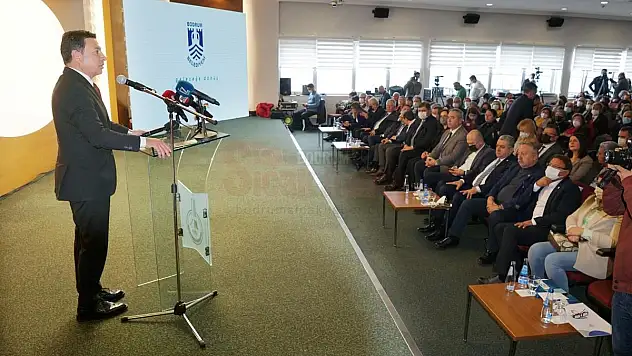 BAŞKAN ARAS, YEREL YÖNETİMLERDE SÜRDÜRÜLEBİLİR ENERJİ VE İKLİM EYLEM PLANI BELEDİYELER BULUŞMASI'NA KATILDI