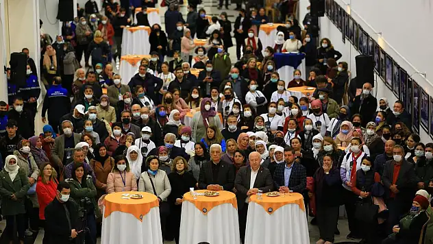 Başkan Gürün, 290 Muğlalı Kadını Çanakkale'ye Uğurladı