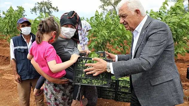 Başkan Gürün, Üreticinin Yüzünü Güldürdü