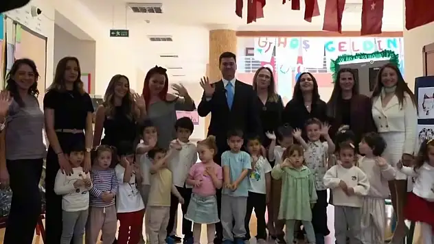 Başkan Mandalinci'den 24 Kasım mesajı: 'Başöğretmenimizin izinde, geleceği birlikte inşa ediyoruz'