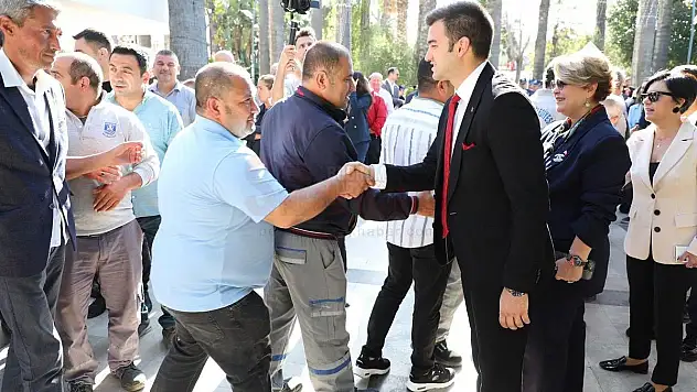 Başkan Mandalinci, Personeliyle Bayramlaştı