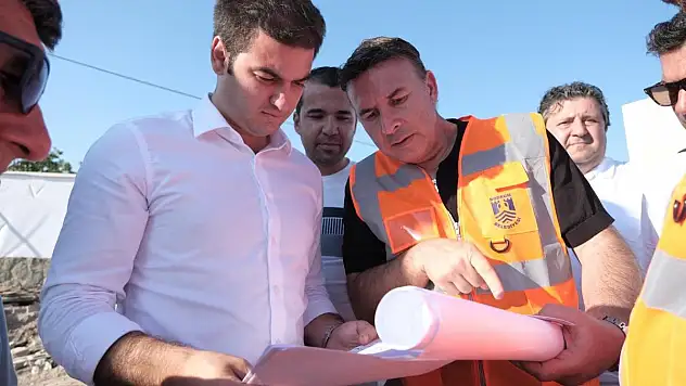 Başkan Mandalinci, Yalıkavak Pazar Yeri Çalışmalarını İnceledi