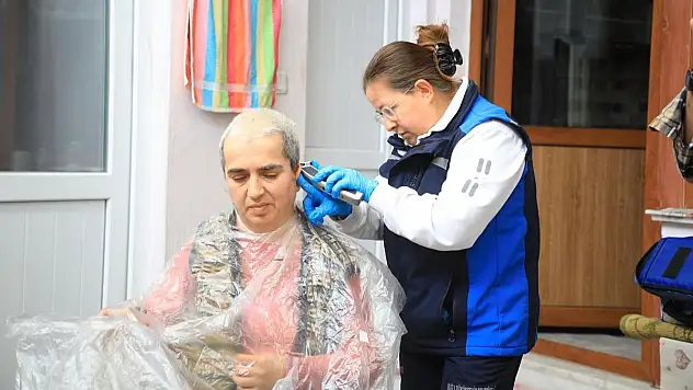Bayram Öncesi Büyükşehir Dokunuşu: Evde Bakım Hizmetiyle Binlerce Kişiye Ulaştı