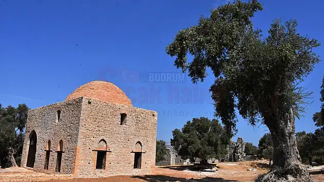 Beçin Antik Kentindeki 600 yıllık Yelli Cami ibadete hazır hale getirildi