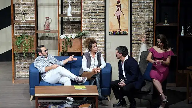 Belediye Şehir Tiyatrosu Her Hafta Kapalı Gişe