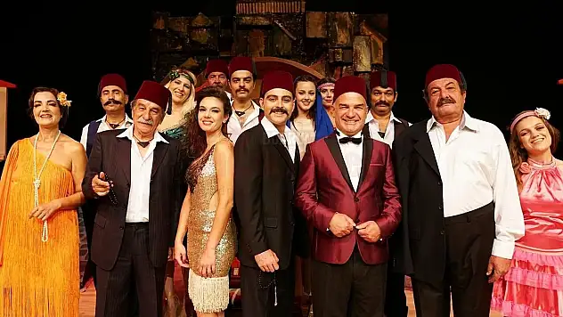 Belediye Şehir Tiyatrosu'na Ödüller Yağdı