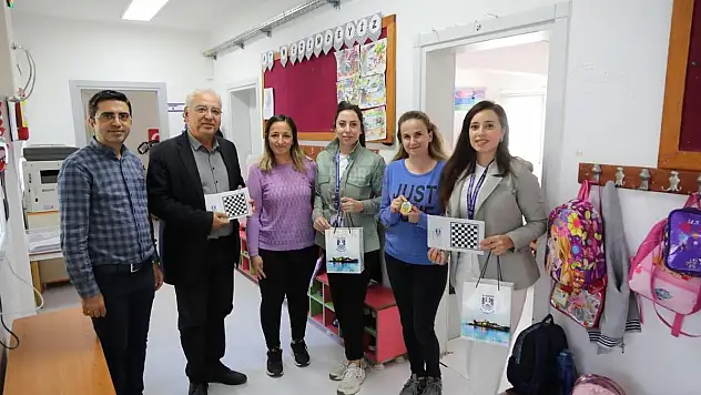 Belediyeden Anaokulu Öğrencilerine Hediye