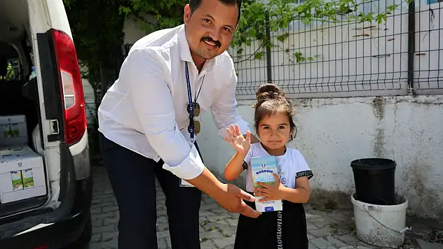 Belediyeden Halk Süt Dağıtımı